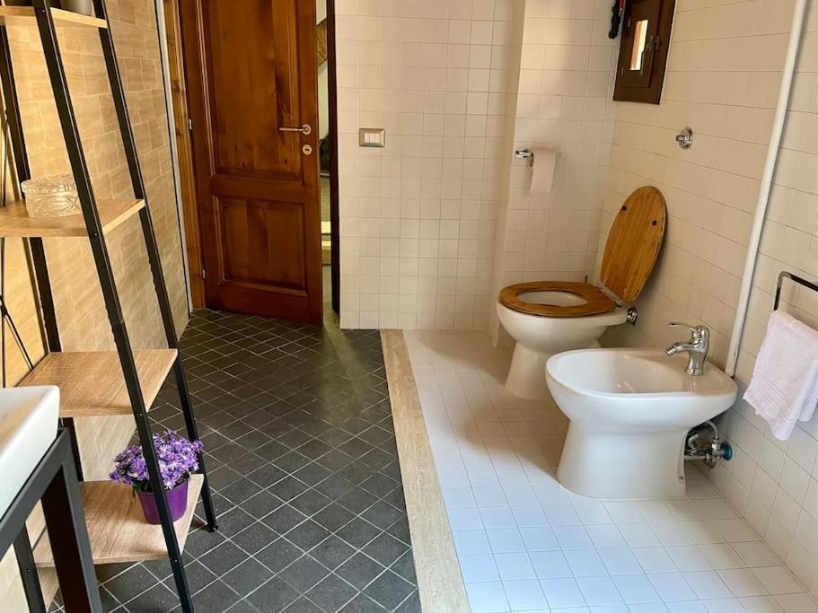 Lovely In Via Della Scala, Trastevere Apartment Rom
